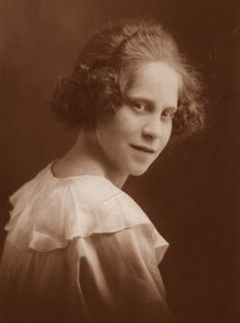 Ivy Newdick ca. 1925